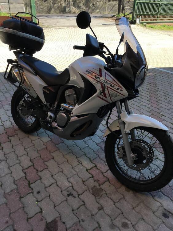 Honda Transalp XL 700 V (2007 - 2013) (5)