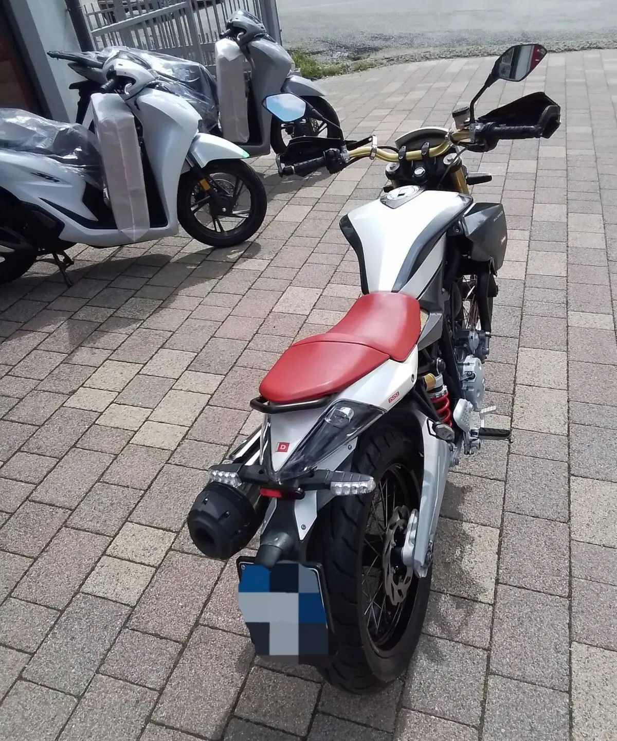 Derbi Mulhacén 659 Cafè (2008 - 11) (9)
