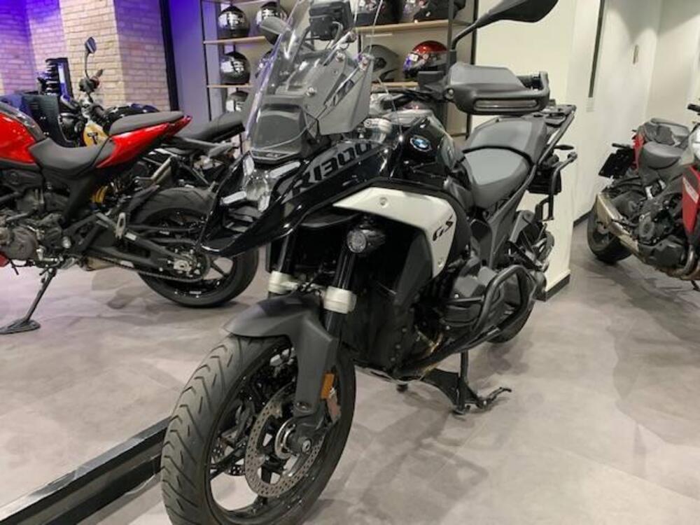Bmw R 1300 GS Triple Black (2023 - 25) (3)