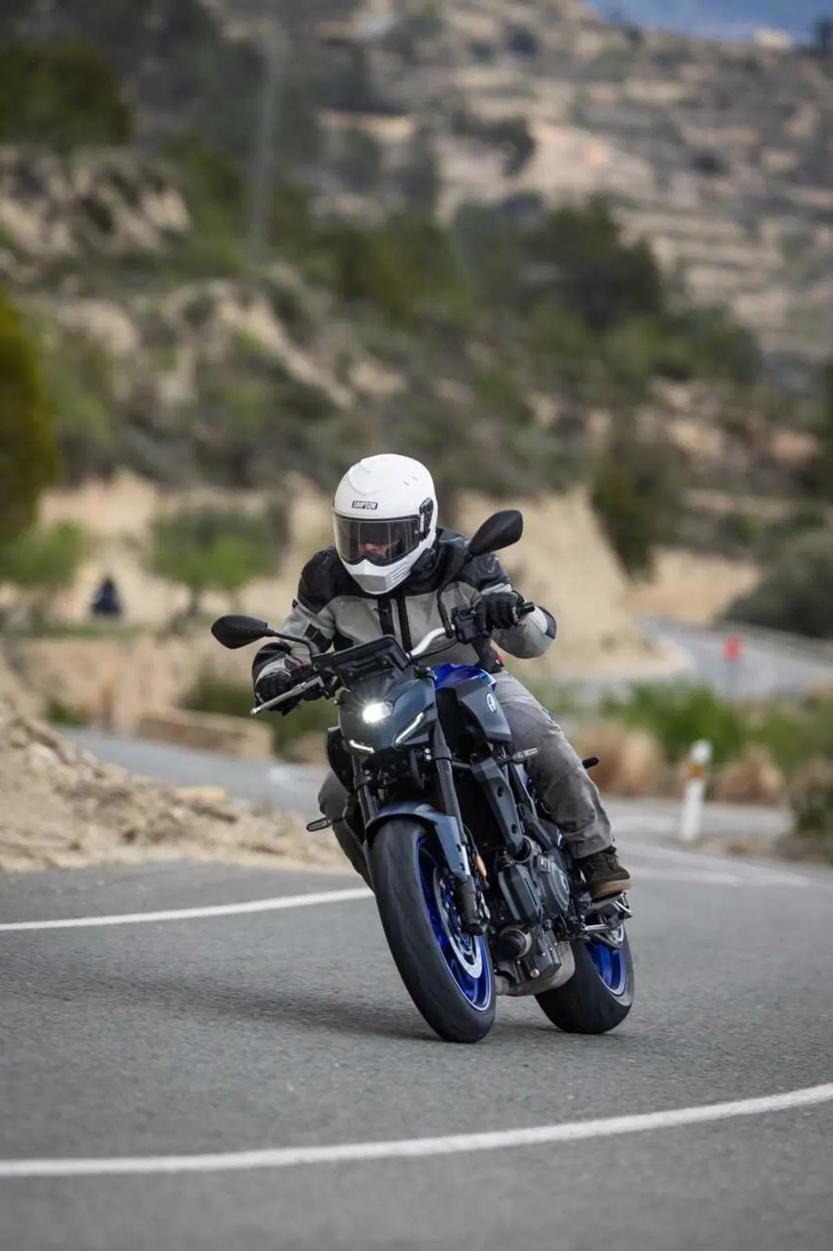 C'è una naked media migliore della MT-07! è la Yamaha MT-07 con cambio automatico Y-AMT [VIDEO] (19)