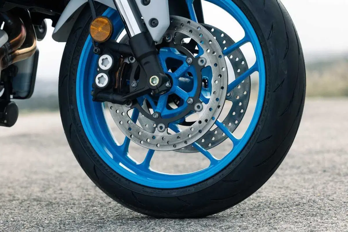 C'è una naked media migliore della MT-07! è la Yamaha MT-07 con cambio automatico Y-AMT [VIDEO] (15)
