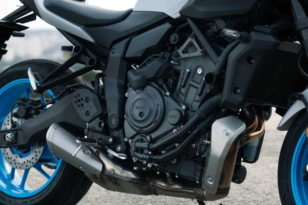 C'è una naked media migliore della MT-07! è la Yamaha MT-07 con cambio automatico Y-AMT [VIDEO] (16)