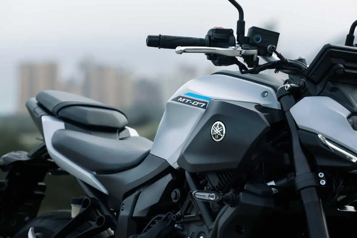 C'è una naked media migliore della MT-07! è la Yamaha MT-07 con cambio automatico Y-AMT [VIDEO] (19)