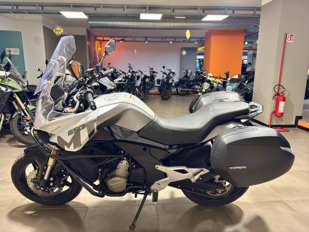 CFMOTO 650MT (2021 - 24) (4)