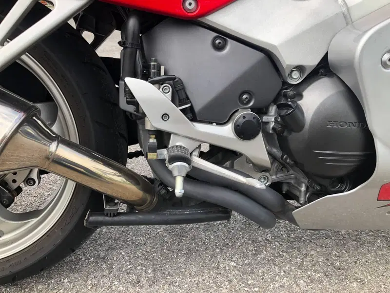 Honda VFR 800 fi (13)