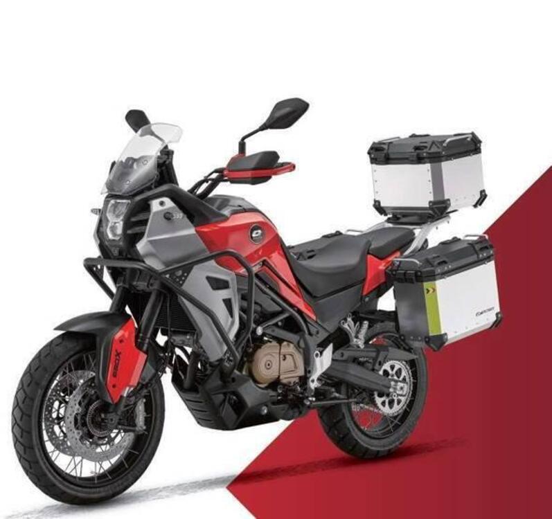 QJ Motor SVT 650 X (2024) (2)