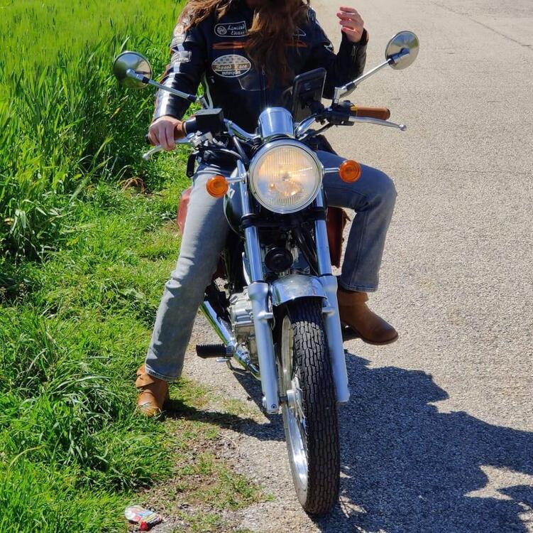 Suzuki TU 250 XX Super Classic (1996 - 00) (3)