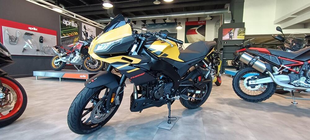Aprilia Tuono 125 (2025) (2)