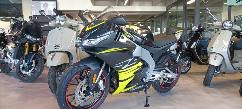 Aprilia RS 125 (2025 - 26) (2)