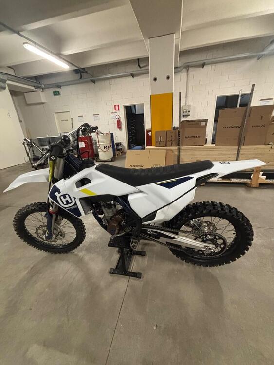 Husqvarna FC 250 (2022) (2)