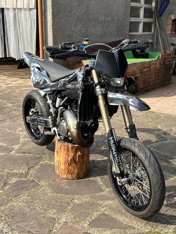 Husqvarna SM 125 (2009) (5)