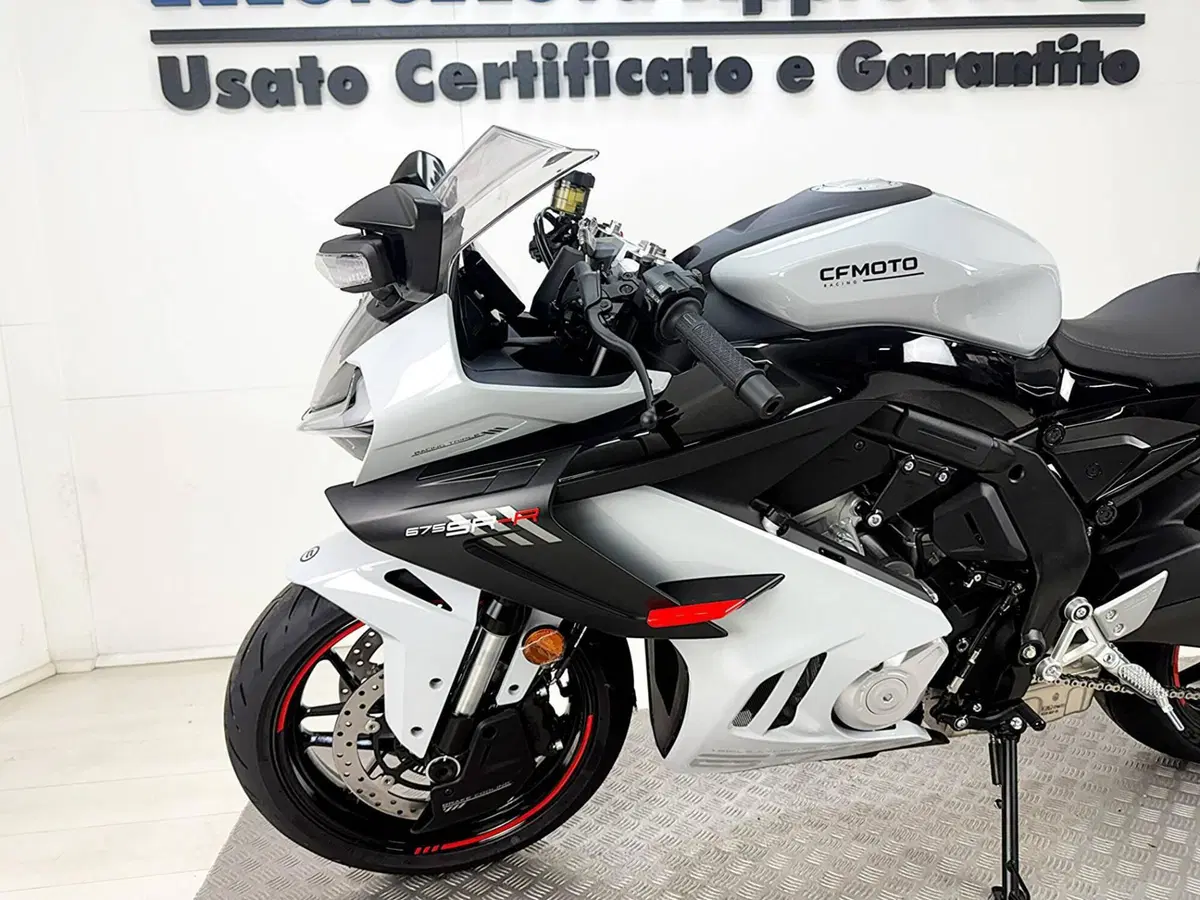 CFMOTO 675SR-R (2025 - 26) (15)