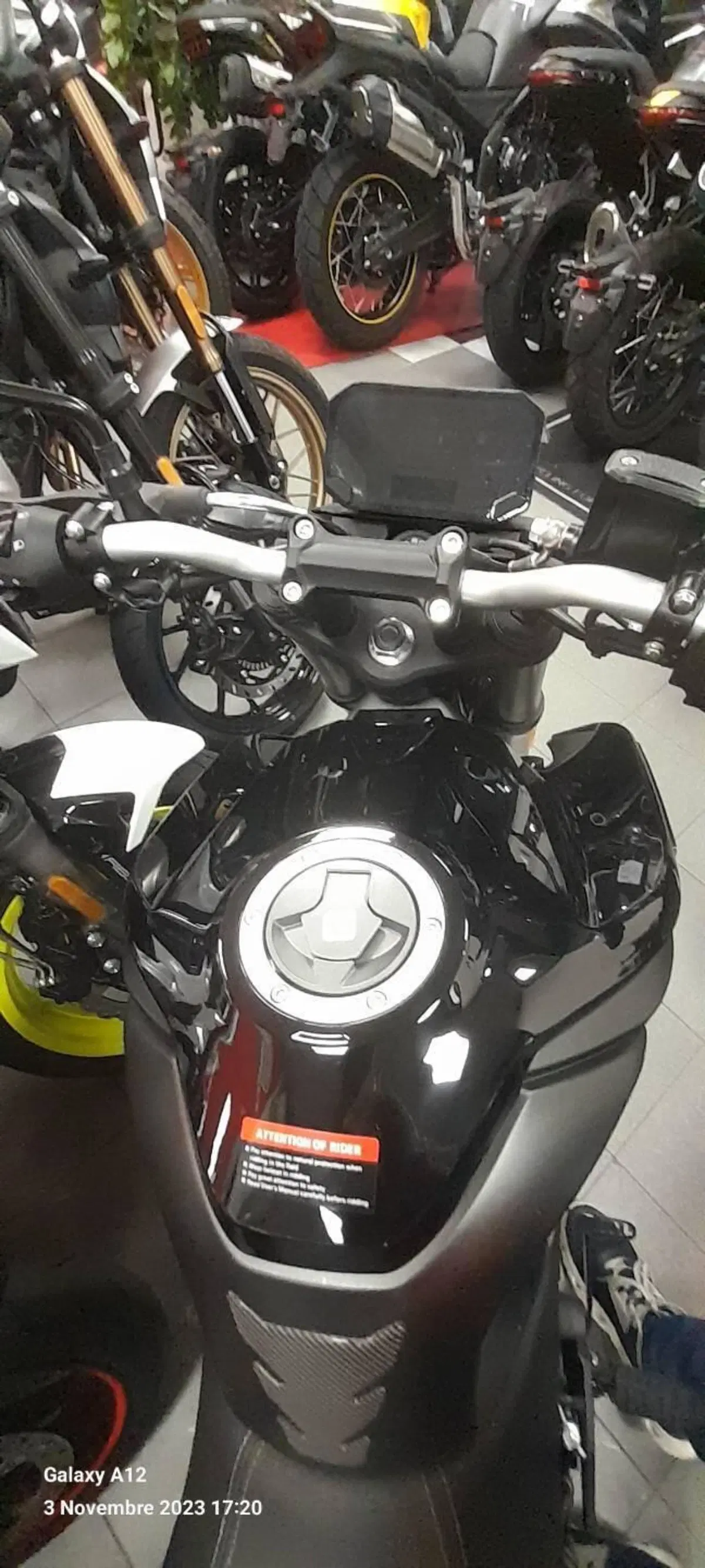 Voge Brivido 125R (2023 - 26) (5)