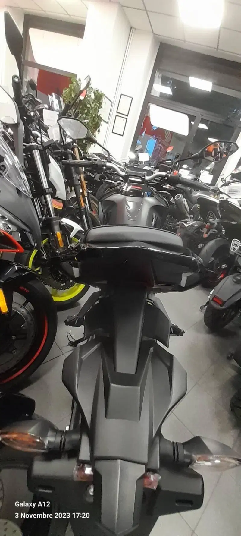 Voge Brivido 125R (2023 - 26) (6)