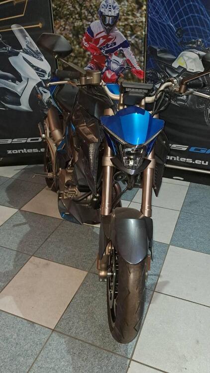 Zontes ZT310-R1 (2022 - 23) (3)