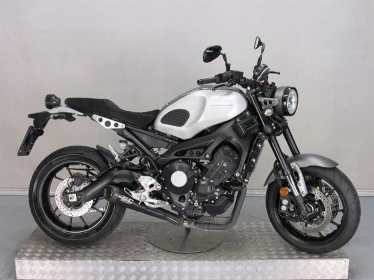 Yamaha XSR 900 ABS (2016 - 20) (2)