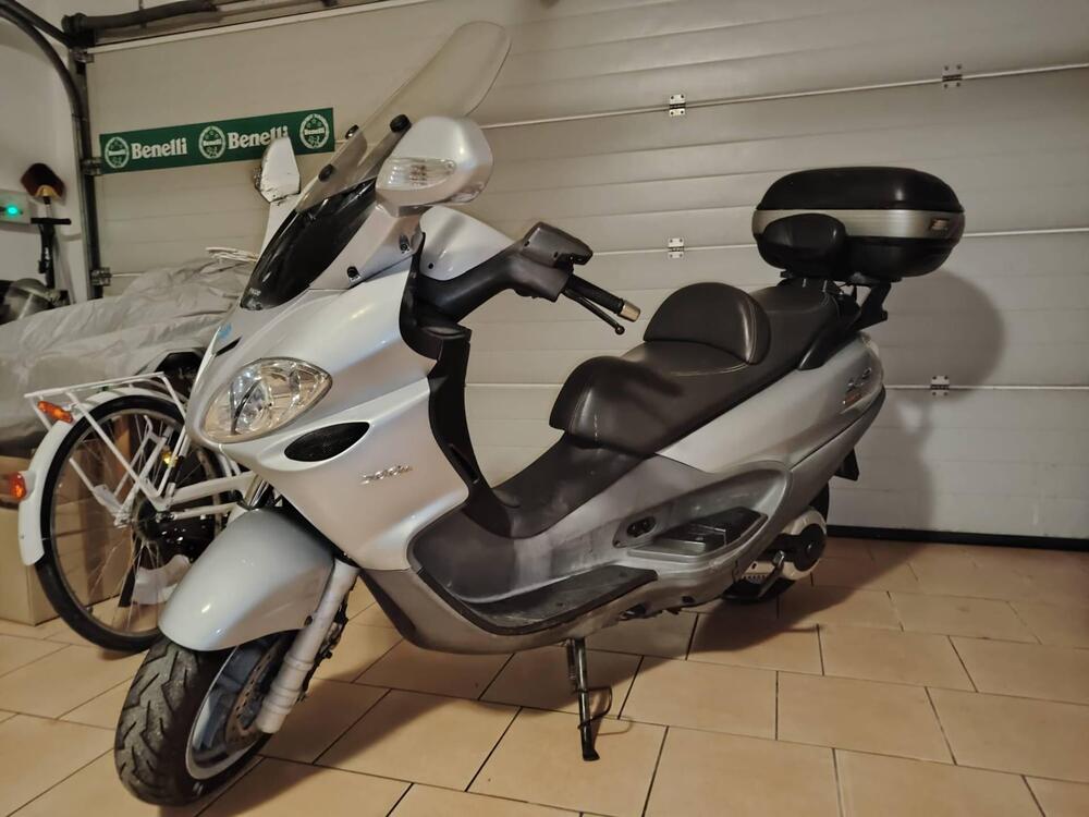 Piaggio X9 500 Evolution