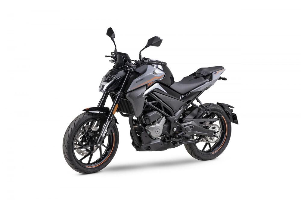 CFMOTO 300NK (2021 - 25)