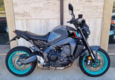 Yamaha MT-09 (2021 - 23) usata