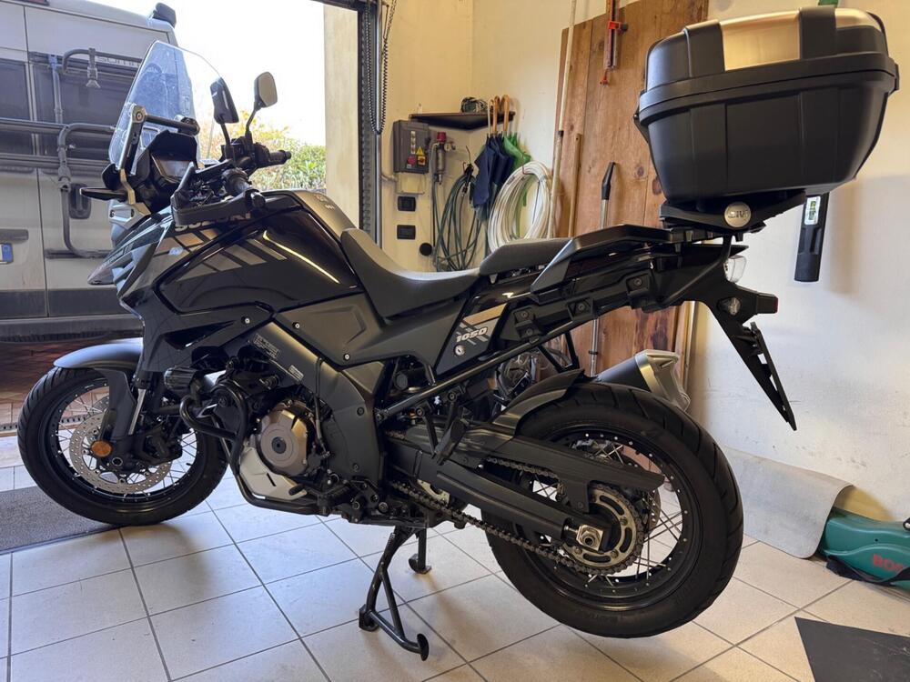 Suzuki V-Strom 1050XT (2020 - 23) (3)