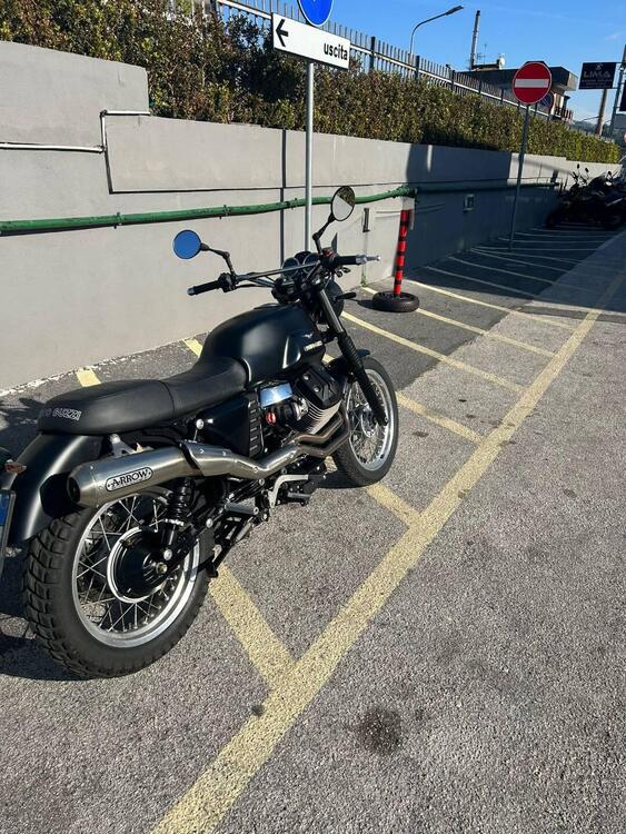 Moto Guzzi V7 Classic (2008 - 12) (4)