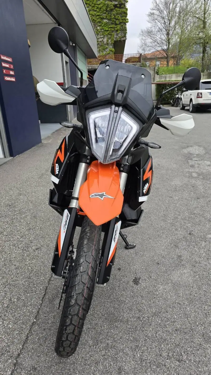 KTM 890 Adventure R (2021) (6)