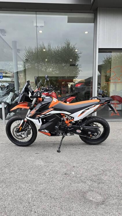 KTM 890 Adventure R (2021) (2)
