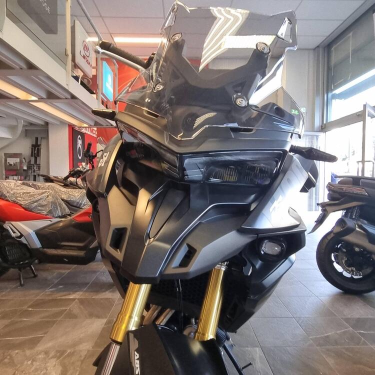 Voge Valico 625DSX (2025) (2)