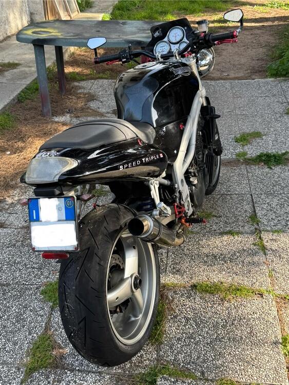 Triumph Speed Triple 955 (1998 - 01) (5)