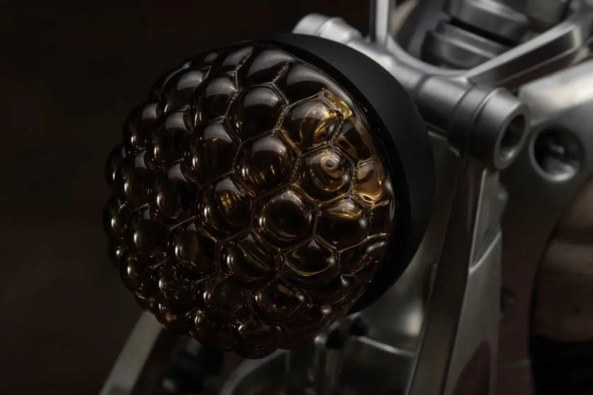 Motototem, l’art bike che unisce tradizione e futuro alla Milano Design Week [GALLERY] (3)
