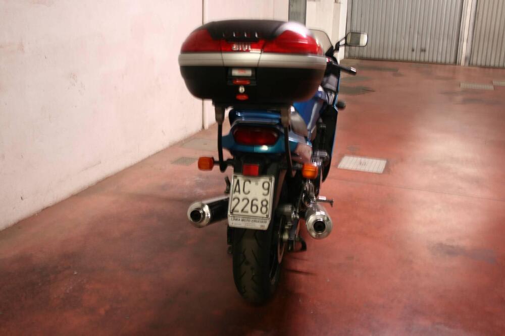 Kawasaki GPz 1100 (2)