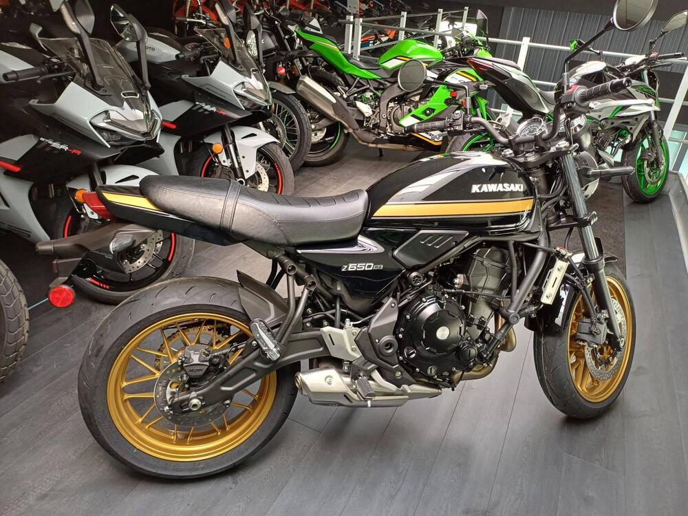 Kawasaki Z 650 RS (2025) (3)