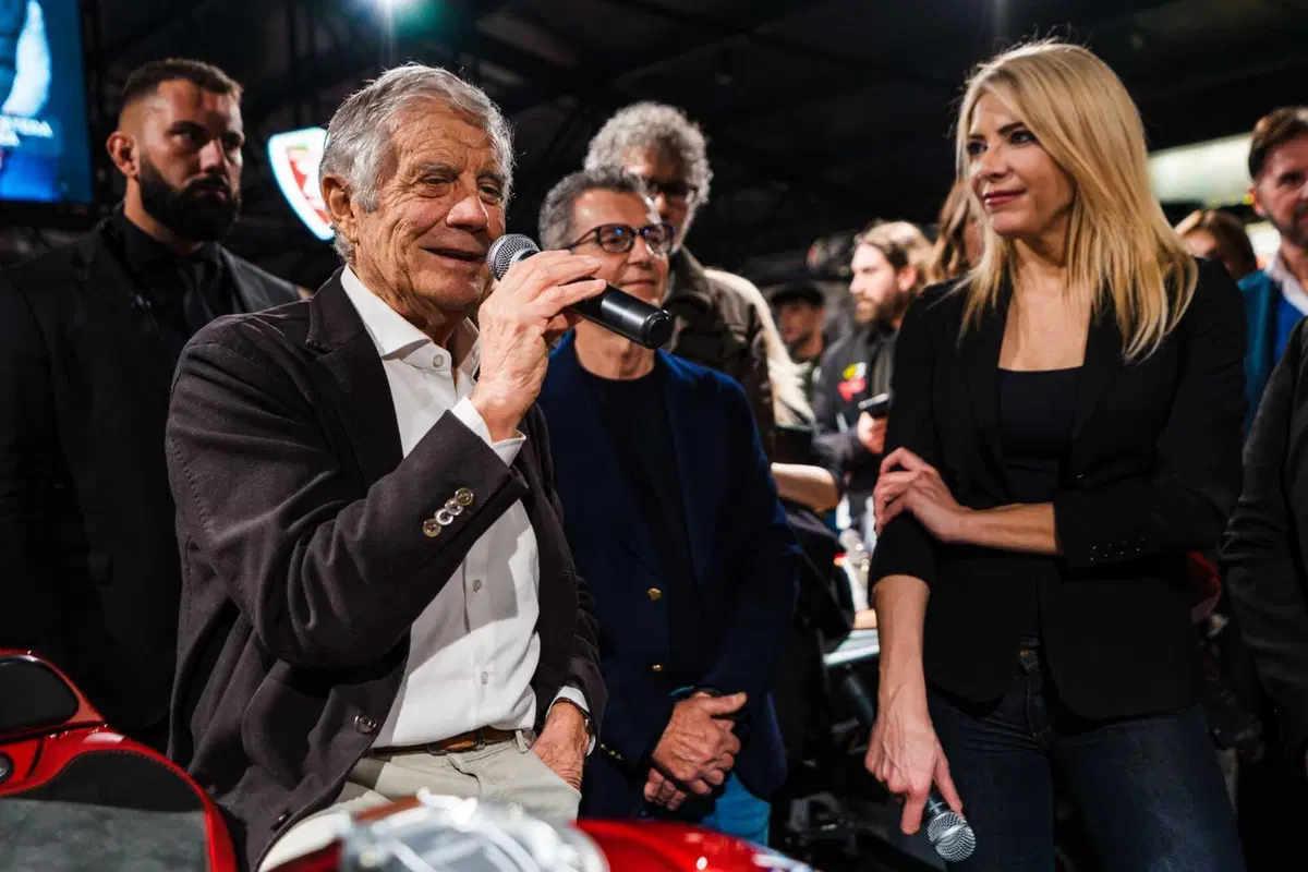 Fani Motors, 50 anni di passione: una grande festa con le leggende del motociclismo. Ecco com'&egrave; andata [VIDEO E GALLERY]