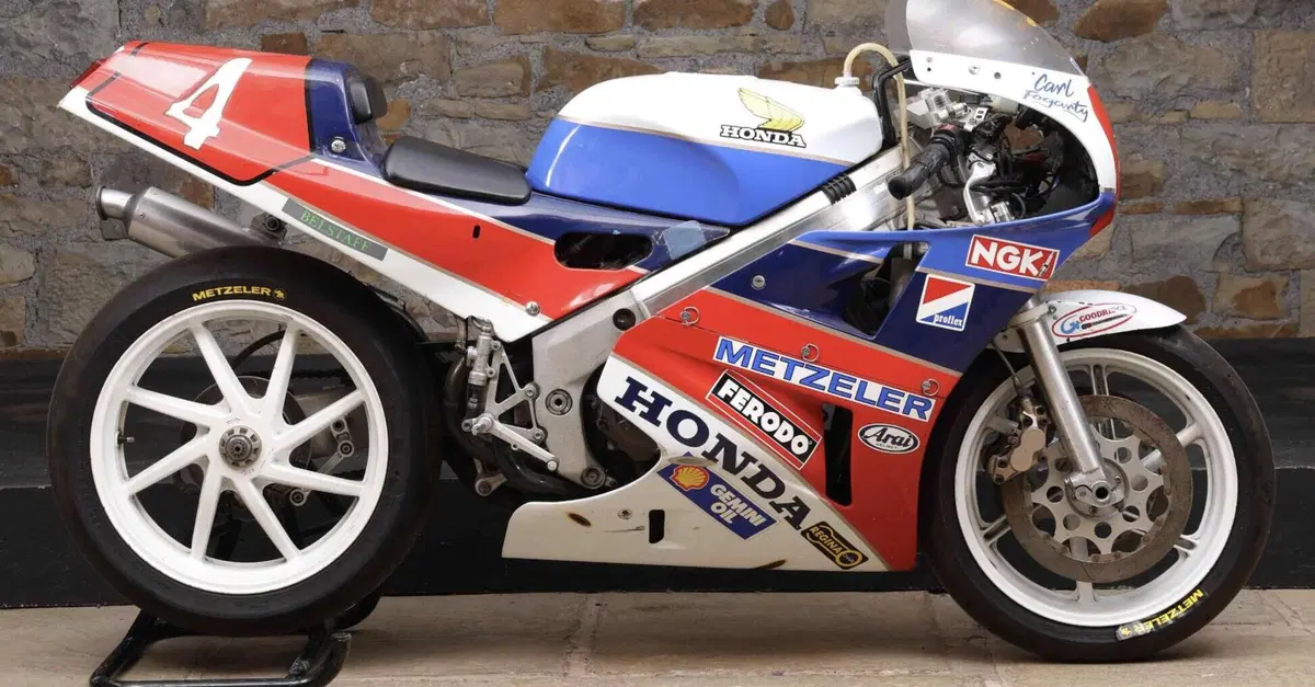 La regina all'asta: RC30 ex Fogarty