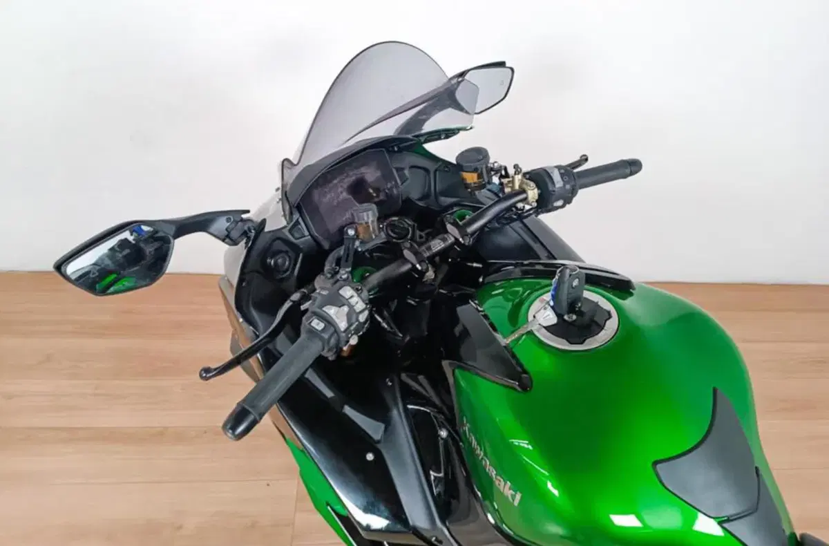 Kawasaki Ninja H2 SX: l'usato del giorno di Moto.it [GALLERY] (8)