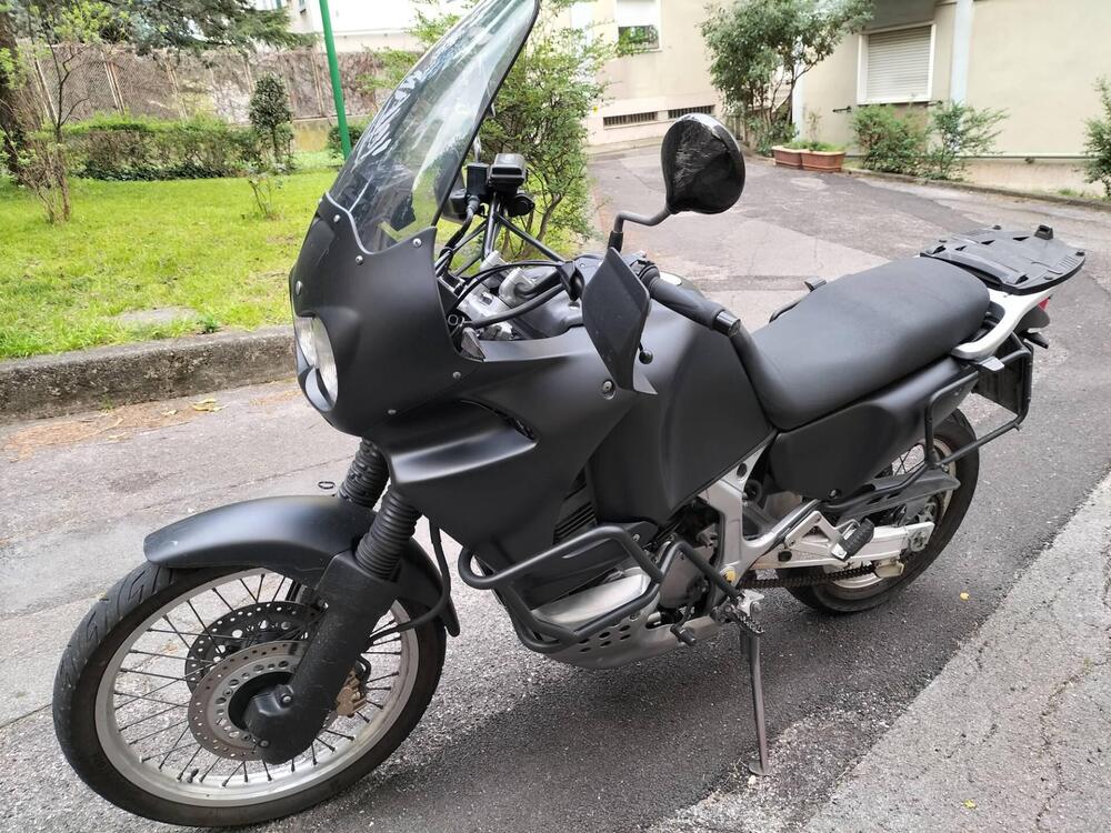 Honda Africa Twin XRV 750 (1996 - 02) (3)