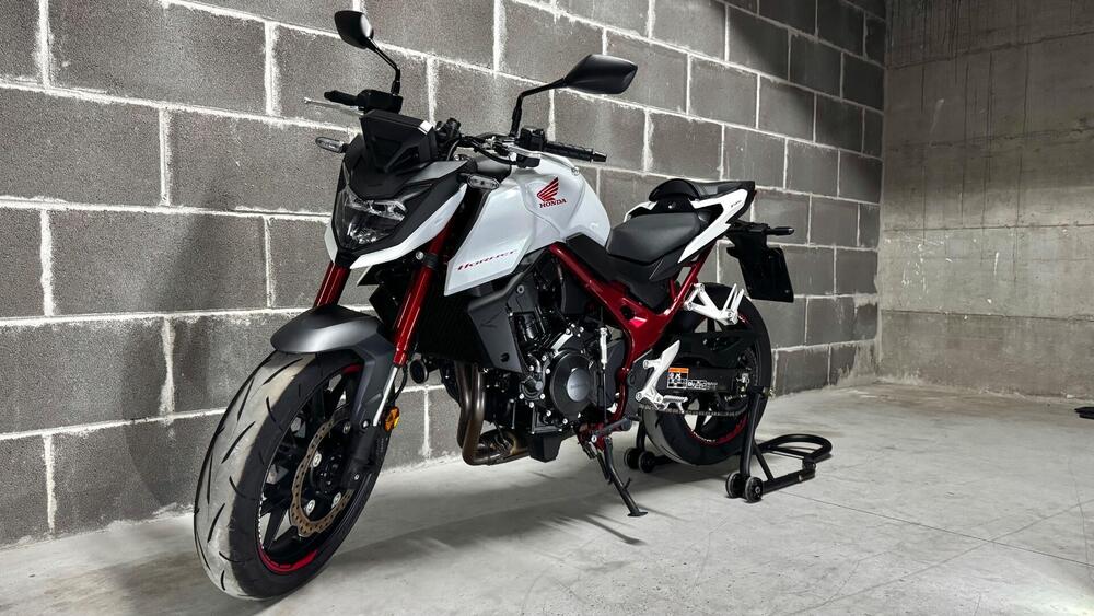 Honda CB 750 Hornet (2023 - 24)