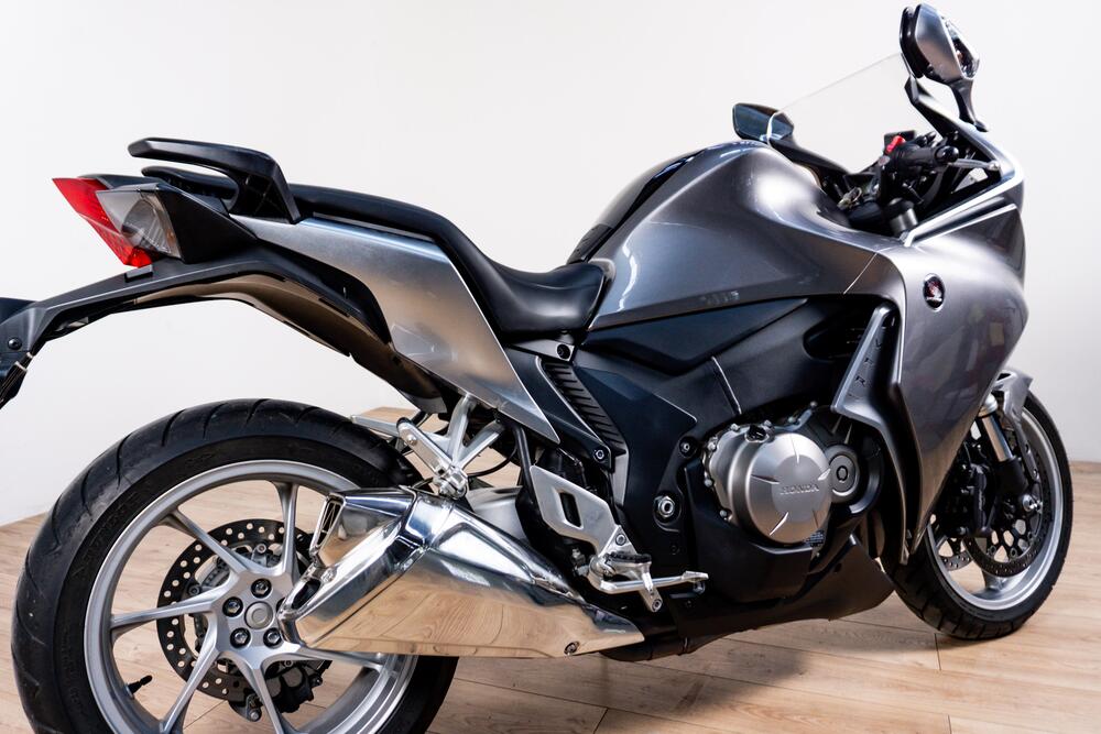 Honda VFR 1200 F ABS (2009 - 16) (3)