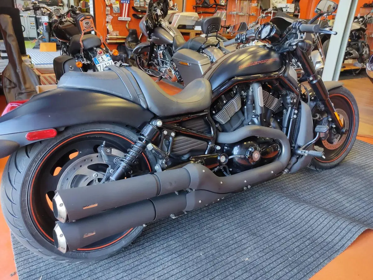 Harley-Davidson 1250 Night Rod Special (2007) - VRSCDX (2)