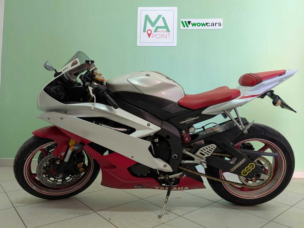 Yamaha YZF R6 (2006 - 07)
