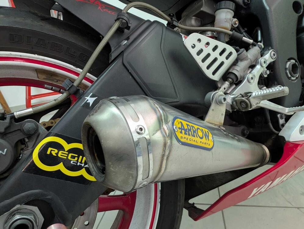 Yamaha YZF R6 (2006 - 07) (5)
