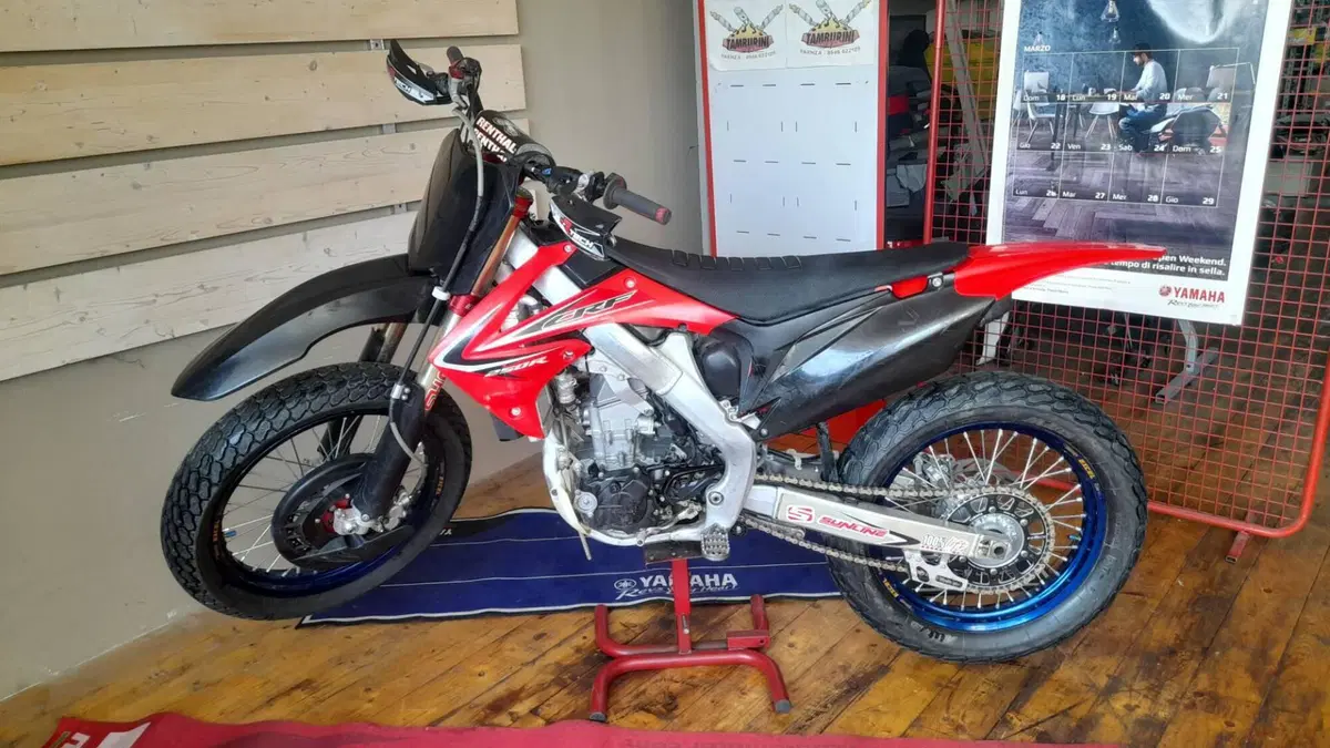 Honda CRF 250R (2011 - 12) (3)