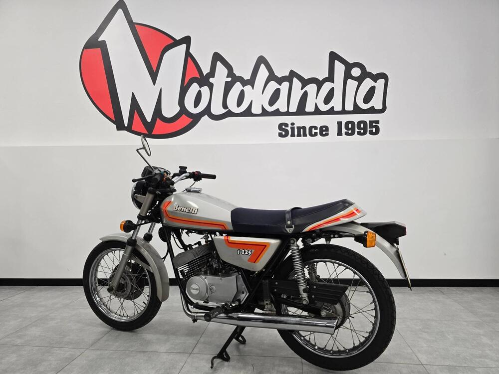 Benelli 125 2C-SE (1975 - 85) (3)