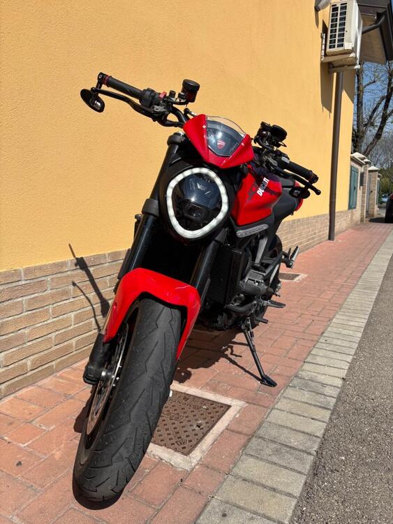 Ducati Monster 937 + (2021 - 25)