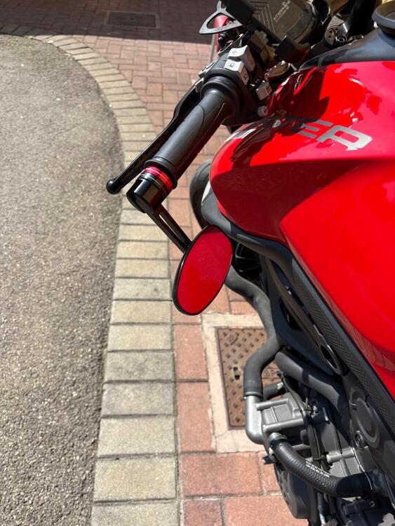 Ducati Monster 937 + (2021 - 25) (4)