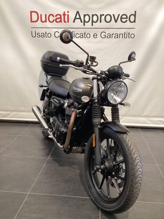 Triumph Street Twin 900 (2021 - 22) (2)