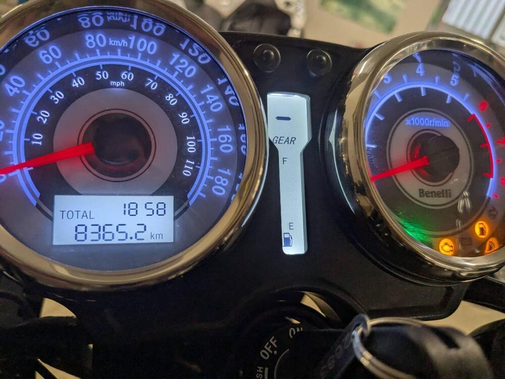 Benelli Imperiale 400 (2021 - 25) (4)