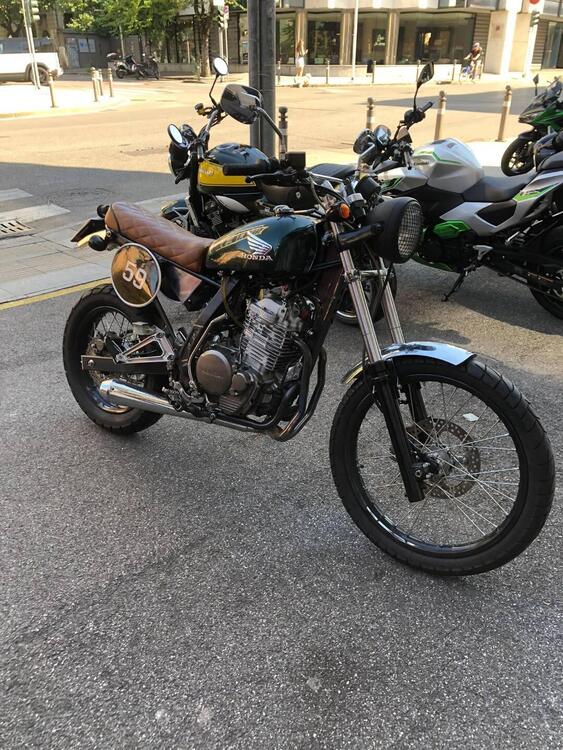 Honda NX 650 Dominator (1988 - 90) (3)