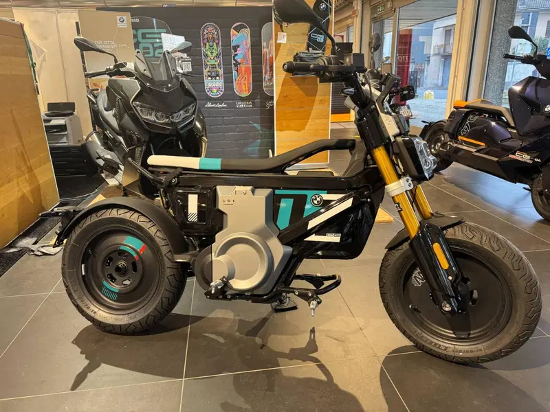 Bmw CE 02 AM (2024 - 26) (2)