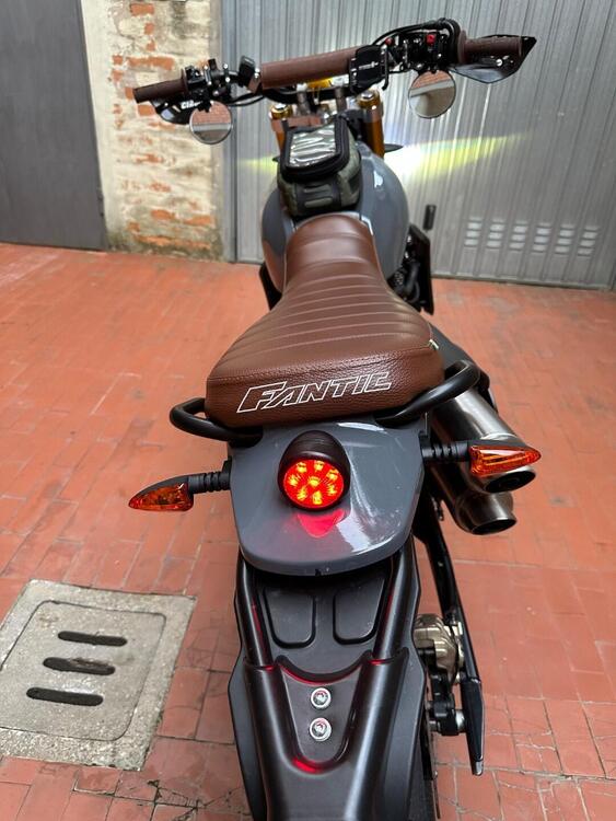 Fantic Motor Caballero 125 Scrambler Deluxe (2021 - 23) (2)